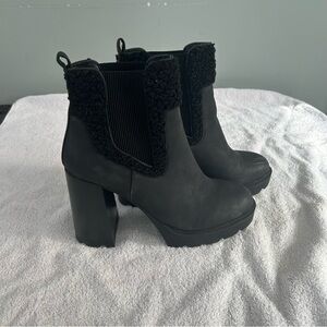 Dolce Vita Black Ankle Boots with Textured Trim